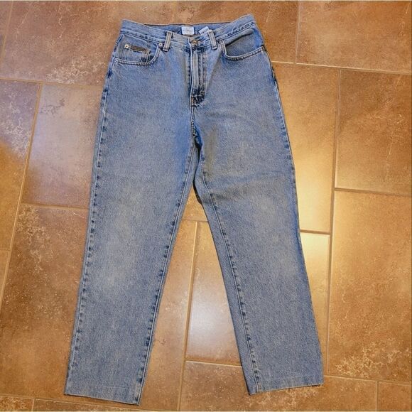 Calvin Klein Jeans High Rise Mom Jean Double Stone Wash - Picture 9 of 16